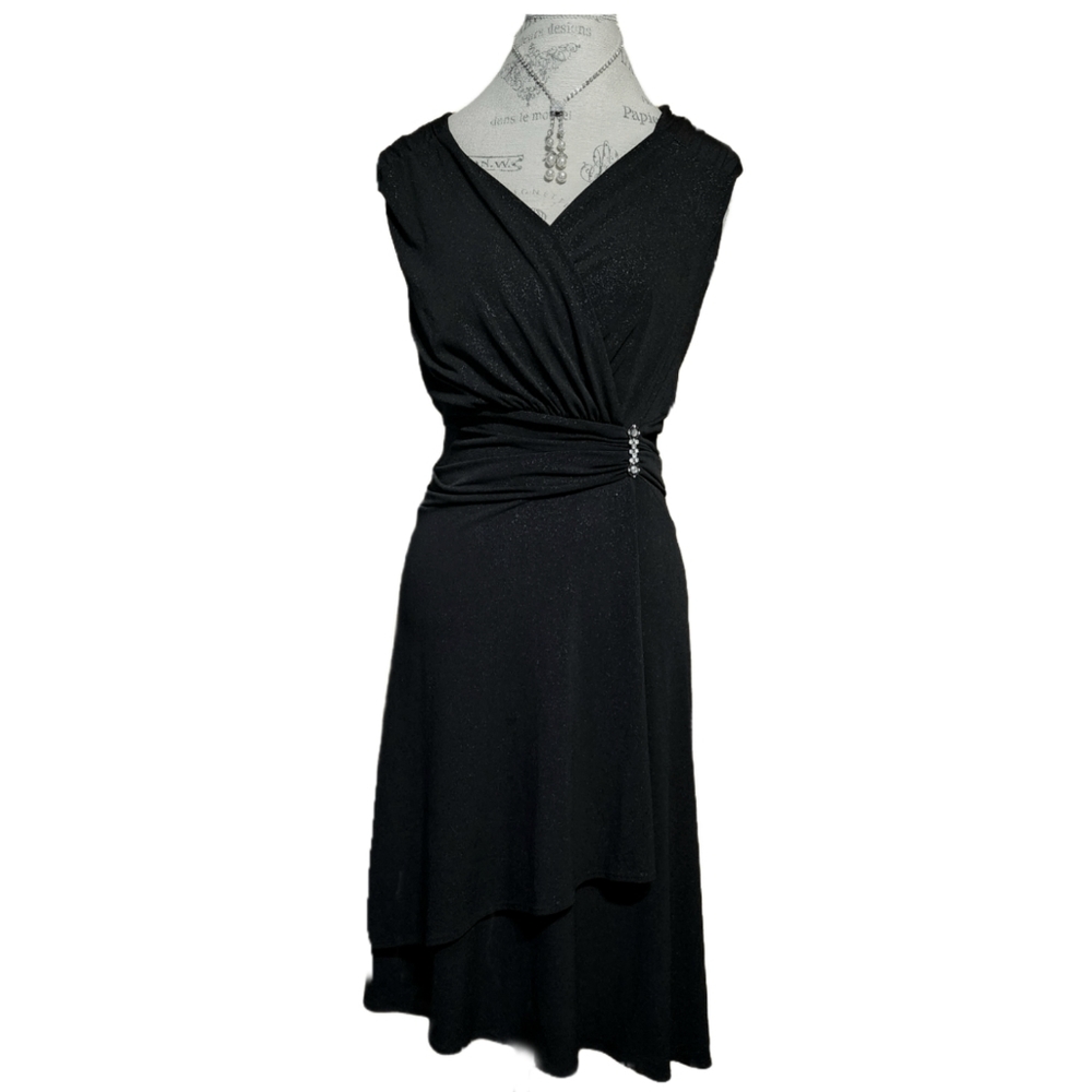 SCARLETT black size 18 W